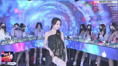 걸그룹 스트립쇼
